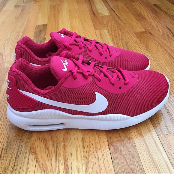 Nike Air Max Oketo Women’s Sneakers - Picture 3 of 6